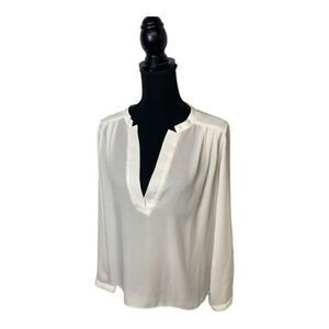 #181 AKIRA Chicago red label open back Blouse